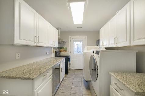 8166 Parsley Lane Indianapolis IN 46237