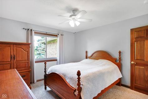 7453 Liscannor Lane Indianapolis IN 46217