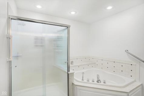 7453 Liscannor Lane Indianapolis IN 46217