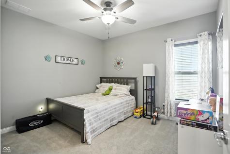 6616 Stonepoint Way Indianapolis IN 46237
