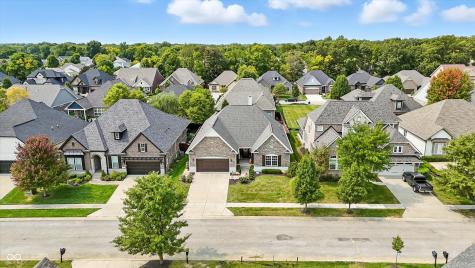 6616 Stonepoint Way Indianapolis IN 46237