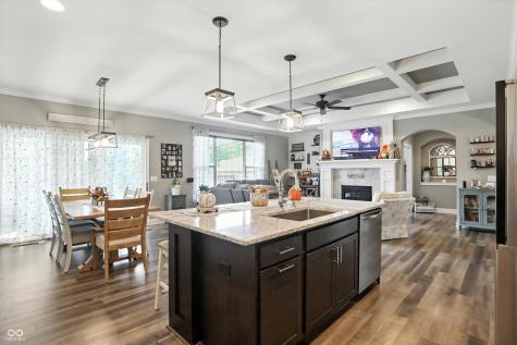 6616 Stonepoint Way Indianapolis IN 46237
