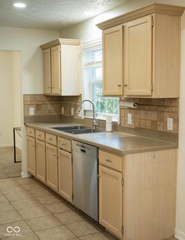 8898 Torrance Place Fishers IN 46038