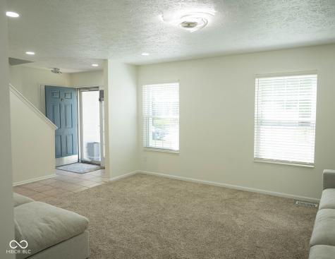 8898 Torrance Place Fishers IN 46038