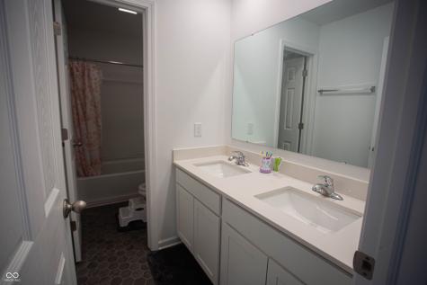 10048 Falls Canyon Lane Indianapolis IN 46229
