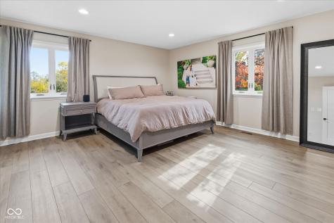 222 Bays Drive Noblesville IN 46062