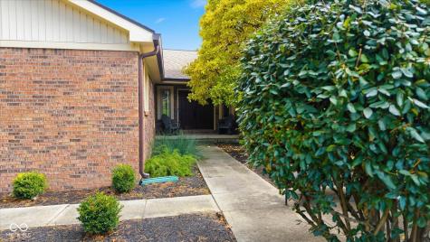 222 Bays Drive Noblesville IN 46062