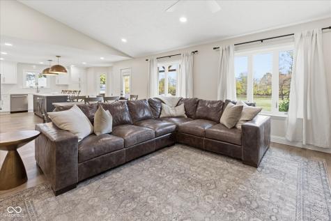 222 Bays Drive Noblesville IN 46062