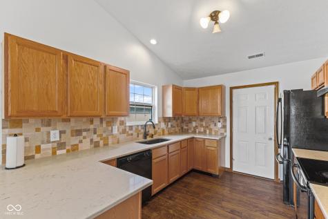 13088 Britton Ridge Fishers IN 46038