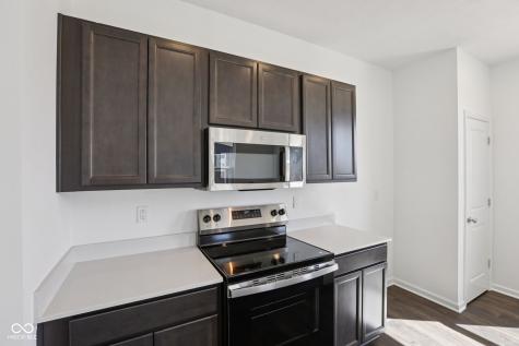 8719 Hollander Drive Camby IN 46113