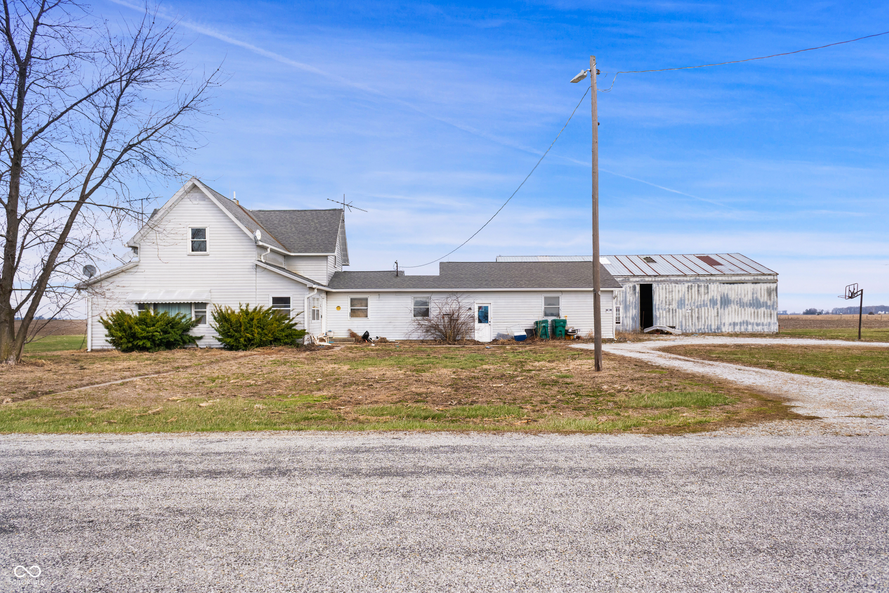 4682 E Division Road Windfall IN 46076