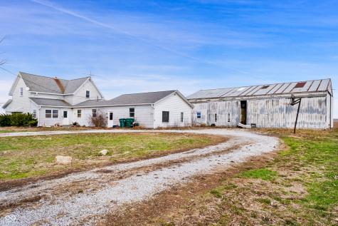 4682 E Division Road Windfall IN 46076