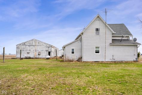 4682 E Division Road Windfall IN 46076
