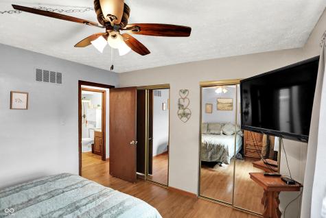 482 Spring Drive Greenwood IN 46143