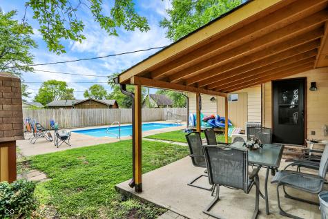 482 Spring Drive Greenwood IN 46143