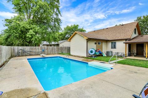 482 Spring Drive Greenwood IN 46143
