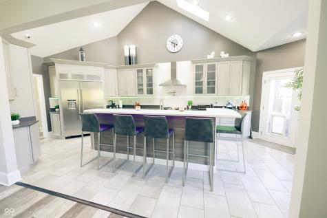 4270 Victoria Lane Avon IN 46123