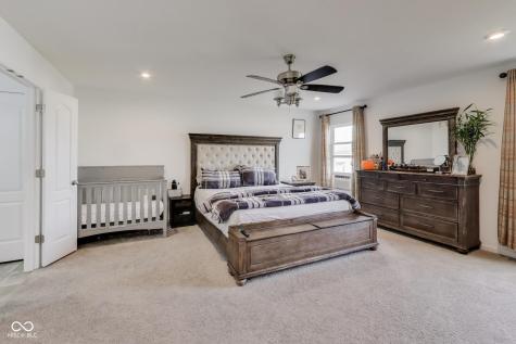9938 Denim Drive Indianapolis IN 46239