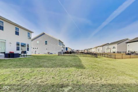 9938 Denim Drive Indianapolis IN 46239