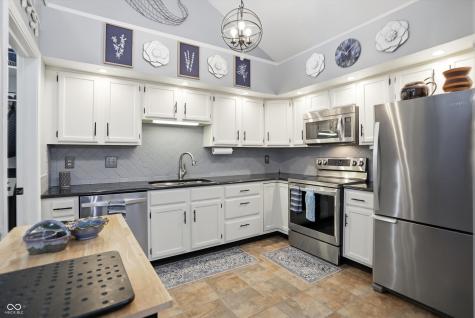 656 Cielo Vista Drive Greenwood IN 46143