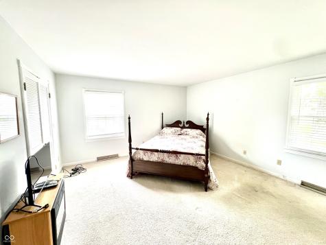 1025 Maple Drive Greenfield IN 46140