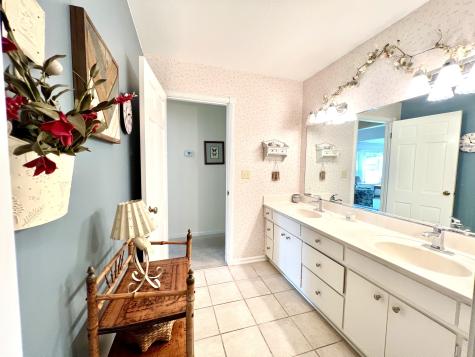 1025 Maple Drive Greenfield IN 46140