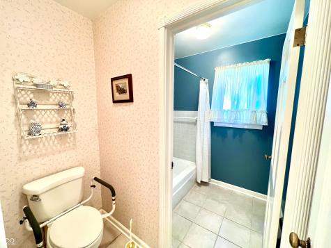 1025 Maple Drive Greenfield IN 46140