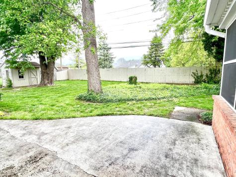 1025 Maple Drive Greenfield IN 46140
