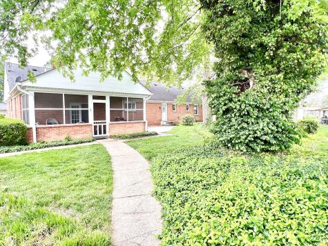 1025 Maple Drive Greenfield IN 46140