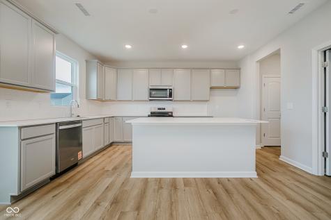7865 Newbury Road Avon IN 46123
