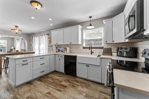 227 Shepherd Court Greenfield IN 46140