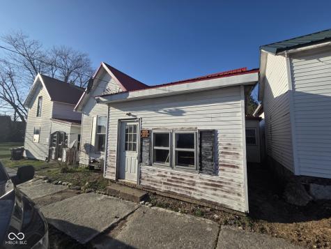 204 E Mulberry Street Westport IN 47283