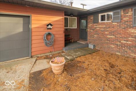 21 S Dawn Drive Franklin IN 46131