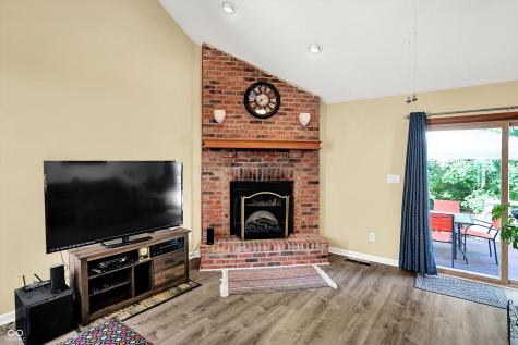 5647 Forest Rise Court Indianapolis IN 46203