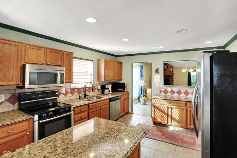 5647 Forest Rise Court Indianapolis IN 46203