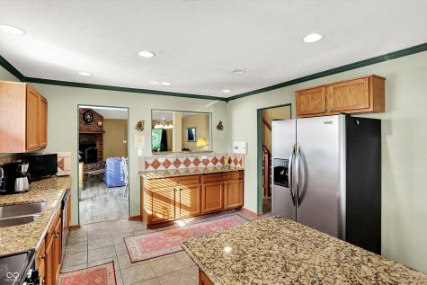 5647 Forest Rise Court Indianapolis IN 46203