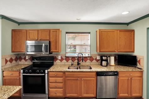 5647 Forest Rise Court Indianapolis IN 46203