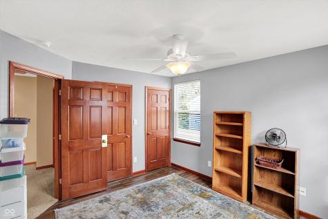 5647 Forest Rise Court Indianapolis IN 46203