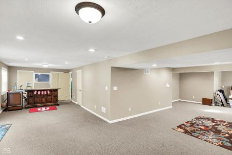 5647 Forest Rise Court Indianapolis IN 46203