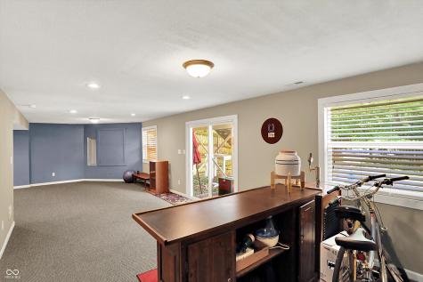 5647 Forest Rise Court Indianapolis IN 46203