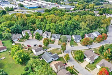 5647 Forest Rise Court Indianapolis IN 46203