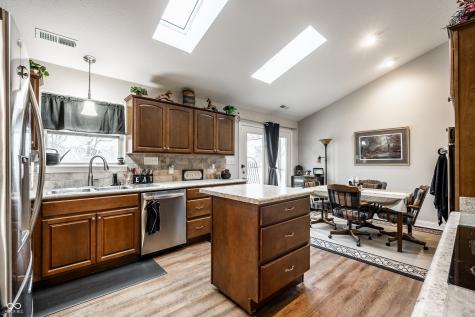 6213 E Us Highway 40 Greenfield IN 46140