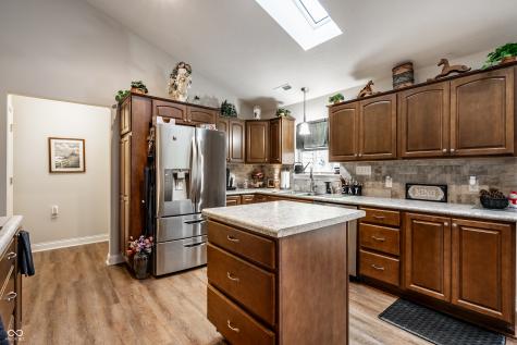 6213 E Us Highway 40 Greenfield IN 46140