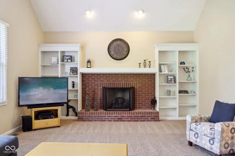 5762 Meadowlark Place Carmel IN 46033