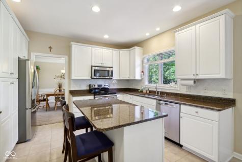 5762 Meadowlark Place Carmel IN 46033