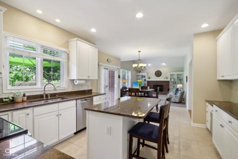 5762 Meadowlark Place Carmel IN 46033
