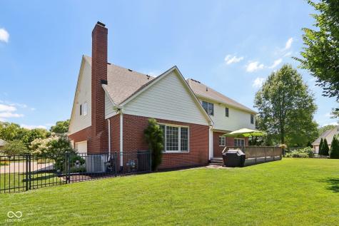 5762 Meadowlark Place Carmel IN 46033
