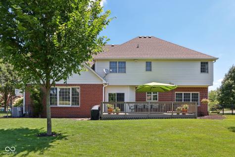5762 Meadowlark Place Carmel IN 46033