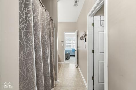 5527 Bruce Boulevard Noblesville IN 46062