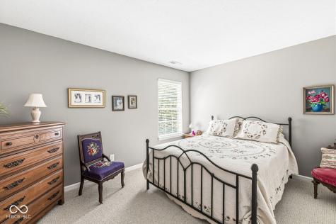 5527 Bruce Boulevard Noblesville IN 46062